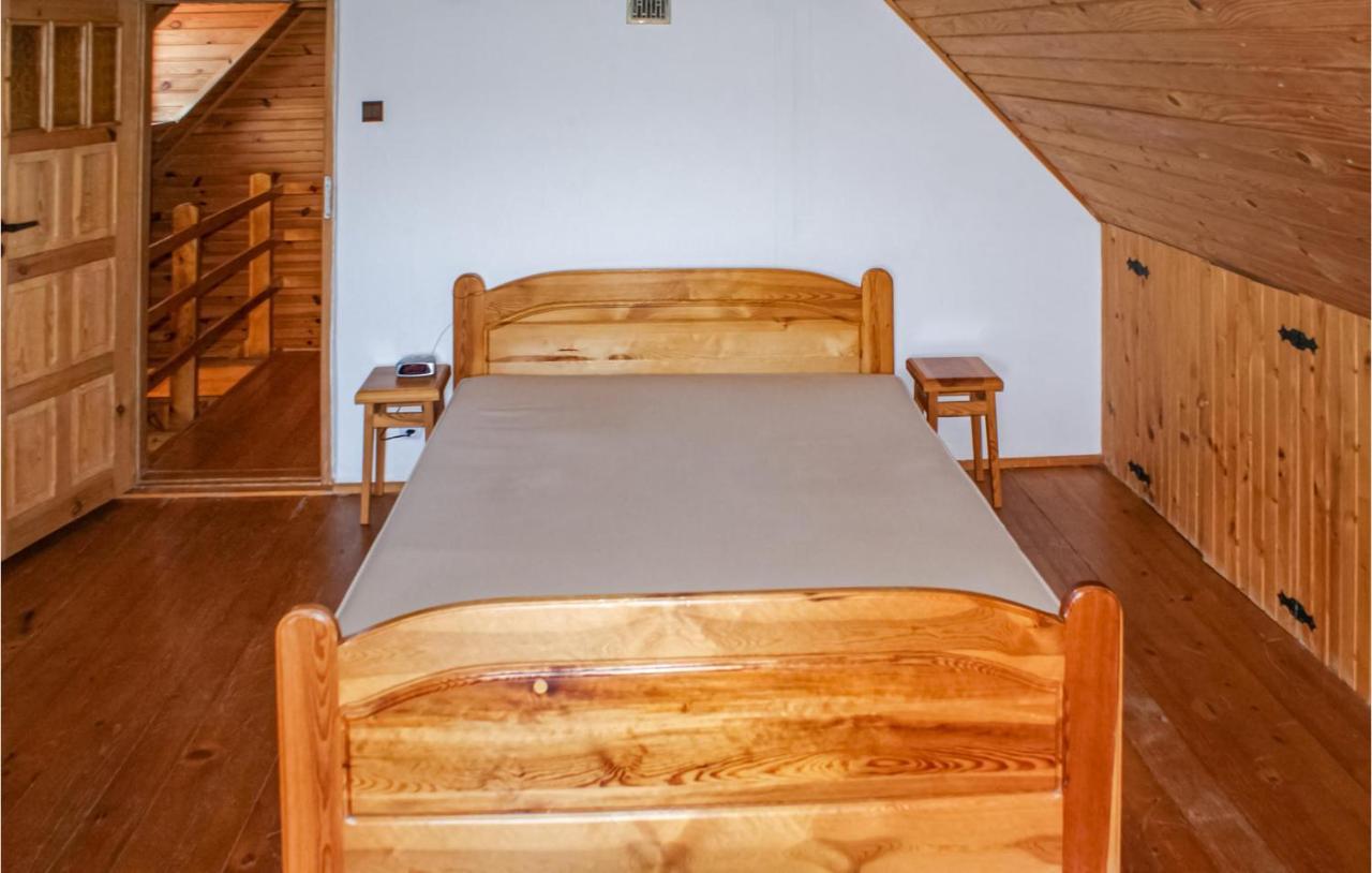 4 Bedroom Amazing Home In Biskupiec Biesowko Εξωτερικό φωτογραφία